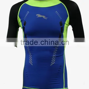 Compressive Wear Tight thumbnail-1