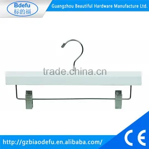 White Wooden Bottom Hanger With Clips thumbnail-1