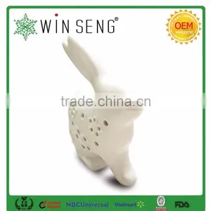 Porcelain Rabbit for Garden Decoration With Hollowed Out Shape thumbnail-3