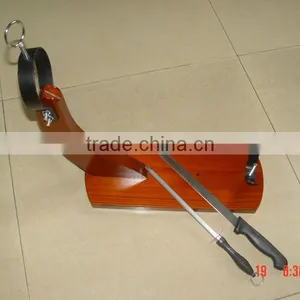 Pine Wood Ham Holder thumbnail-2