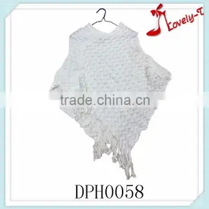 Latest Design Crochet Knit Ladies Knitting Poncho Scarf With Tassels for Wholesale thumbnail-1