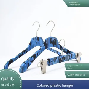 Plastic Hangers for Wholesale, Non-slip Design, Suitable for Clothing Stores and Homes, Multiple Colors Available thumbnail-1