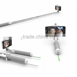 Mini Foldable Bluetooth Selfie Stick thumbnail-3