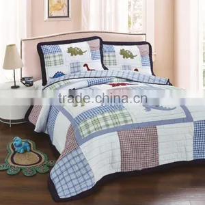 100% Cotton Quilt , Children Quilt With Adorable Dinosaur Made by Hand thumbnail-1