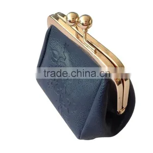 Flower Print Faux Leather Retro Coin Purse With Metal Clip thumbnail-3