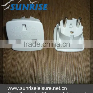 36019 White New Universal Plug Socket Adapter thumbnail-1