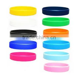 Personalized Printed Silicone Bracelet for Promotional Gift thumbnail-1