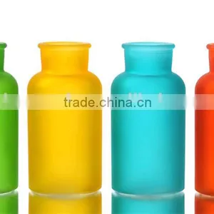 Essential Frosted Color Glass Vase thumbnail-2