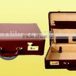Design Factory Direct Genuine Leather Suitcase thumbnail-6