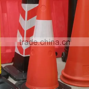 2015blow Molding Colorful Water Filled Barrier Hdpe Made in China thumbnail-2