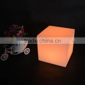 Cordless Lighted Table Lamp With Usb Port for Decoration thumbnail-1
