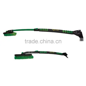 Retractable Plastic Auto Ice Scraper With Brush thumbnail-2