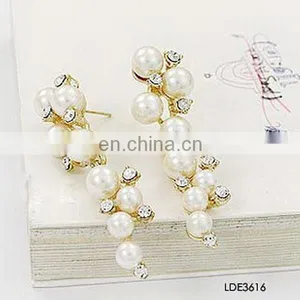 New Fashion Nice Design Exquisite Crystal Pearl Dangle Earring thumbnail-1