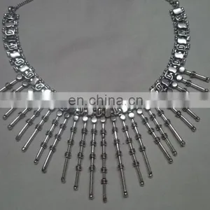 Latest Design Vintage Sliver and Gold Plated Luxury Coin Statement Necklace thumbnail-1