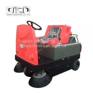 OR-C300 Ride-On Road Sweeper thumbnail-5