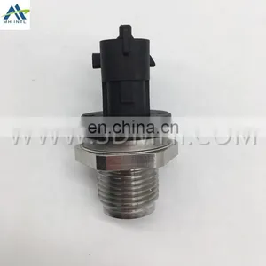 Auto Parts Fuel Rail High Pressure Sensor 0281002706 For RENAULT MAN thumbnail-3
