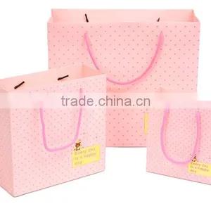 Fancy Folded Die Cut Handle Offset Printing Kraft Paper Bag thumbnail-4