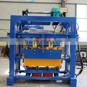 QT40-2 Concrete Hollow Blocks Molding Machine thumbnail-1