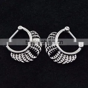 Septum Clicker Black Feather Wings Stainless Steel Nose Ring thumbnail-2