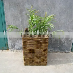 Willow Planter thumbnail-1