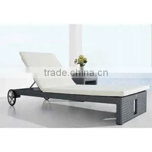 Outdoor Leisure Furniture Swimming Poolside Rattan Sun Bed thumbnail-2