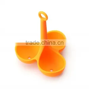 Silicone Rubber Egg Cup 3 Eggs Stand Novelty Egg Holder Easy Boiled Egg Tool thumbnail-6