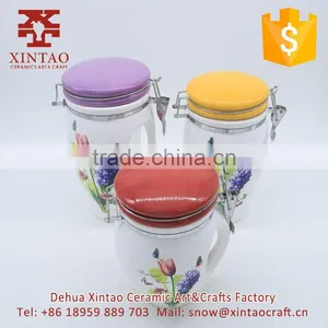 Ceramic Creative Lovely Red Container Cookie Jar With Lid thumbnail-5