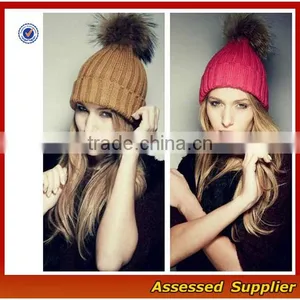 OEM High Quality Winter Knit Hat With Ball on Top Women and Man Fahion Beanie Knitted Hat With Pompoms for Wholesale thumbnail-1