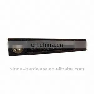 33 x 5-9mm Rhinestone Metal Badge With Plating Finish,High Quality,OEM/ODM Orders Welcomed thumbnail-1