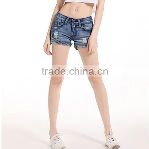 Summer Casual Style Women Loose Hole Skull Ripped All-Match Jean Shorts Women Denim Jeans thumbnail-2