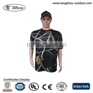 Hunting T-shirt thumbnail-1