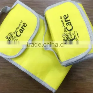 Folding Cooler Bag Used for Dinner and Hamburger Packing thumbnail-1