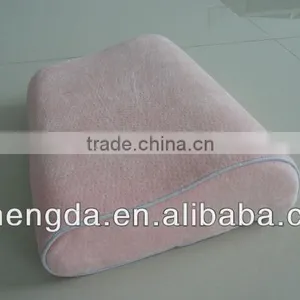 Comfortable Contour Memory Foam Pillow thumbnail-2