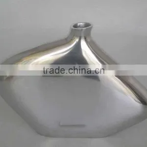 High Quality Handmade New Design Home Decoration Mirror Finish Recycled Aluminum Vase thumbnail-1