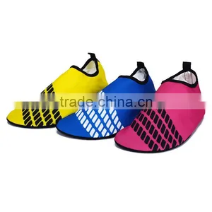 Comfortable Water Sports Beach Shoes Diving Swimming Socks thumbnail-1