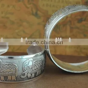 2016 Antique Silver Cuff Bangle New Custom Design Cuff Bangle Wholesale Cheap Zinc Alloy Bangle thumbnail-5