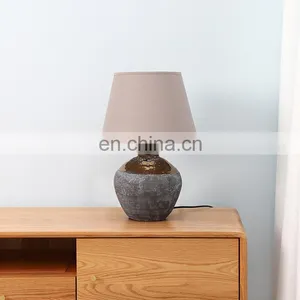 Western Vintage Style Interior Desk Light Ceramic Bedroom Table Lamp for Hotel thumbnail-1