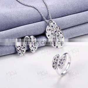 Silver Plated Design Chic Pearl Necklace Set thumbnail-4
