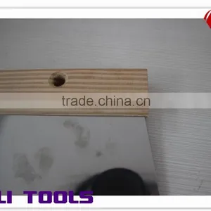 Stainless Steel Blade Scraper With Wooden Handle thumbnail-3