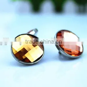Decorative Crystal Button With Mirror thumbnail-3