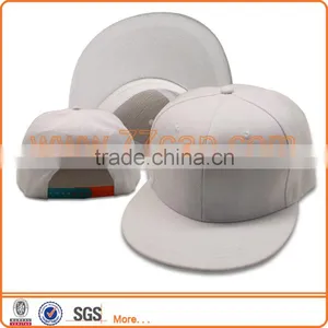Custom Plain Embroidered Snapback Hats thumbnail-1