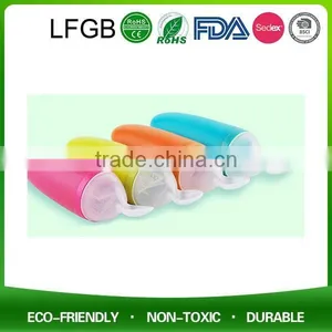 Wholesale OEM Silicone Baby Bottle Spoon With Storage Cap Easy For On-the-go Baby Accessories thumbnail-1
