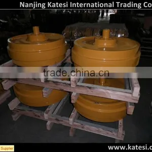 Front Idler Roller With Lowest Price for Excavator and Bulldozer Komat.su J-C-B Hitachi Volvo thumbnail-1