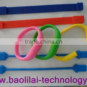 2012 Fashion USB Silicone Bracelet thumbnail-1
