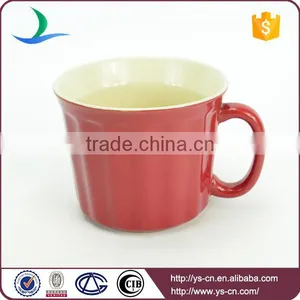 Red Embossed Microwave Safe Ceramic Soup Mug With Plastic Lid thumbnail-2