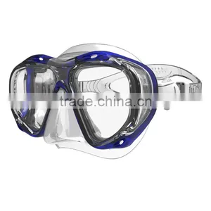 Silicone Diving Mask With 4 Tempered Glass Windows thumbnail-6
