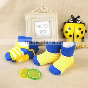 Zm53066a Striped Folded Cuff Children School Cotton Socks thumbnail-1