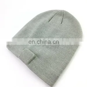 Custom Acrylic Reversible Blue Tooth Beanie Hat With Woven Label for Women thumbnail-4