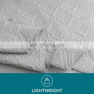 Lightweight 3 Pcs Full Size Solid Color Polyester Quilt Bedspread Set thumbnail-4