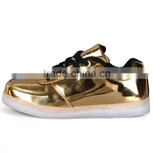 Wholesale Fashion Gold/silver Adults LED Light up Shoes/luminous LED Light Sport Shoes thumbnail-1